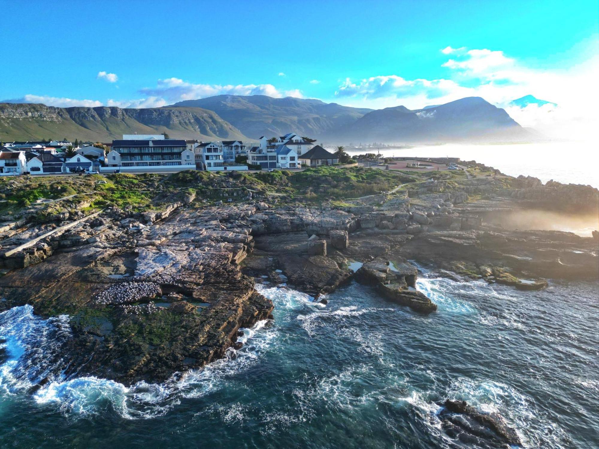 Esplanade Hermanus Bagian luar foto